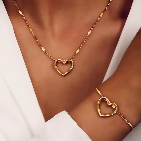 Amour Bracelet & Necklace Set