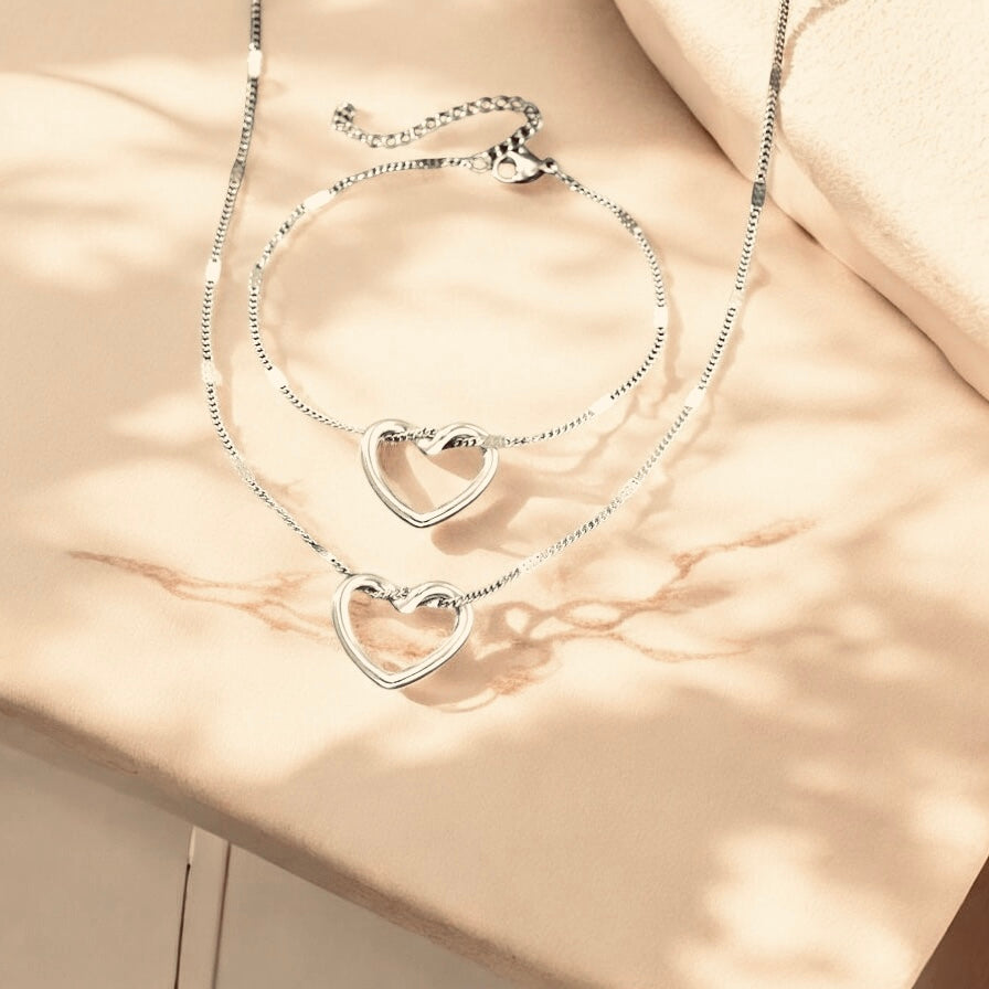 Amour Bracelet & Necklace Set