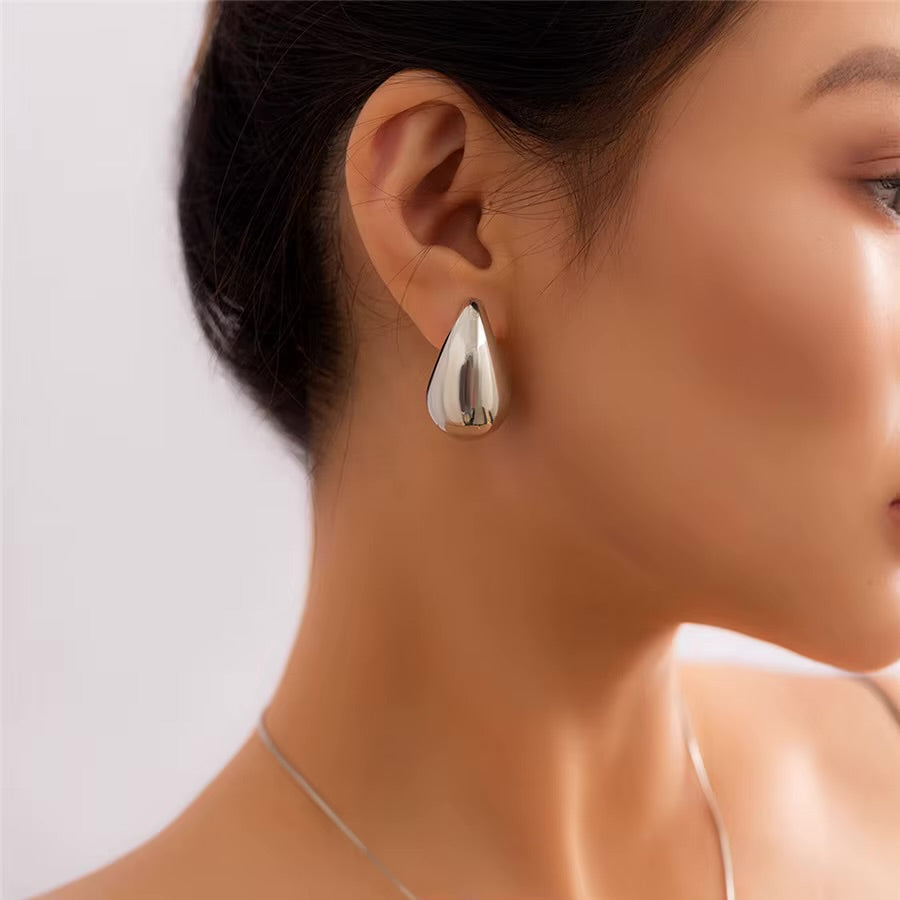 Larmes de Lune Earrings & Necklace Set