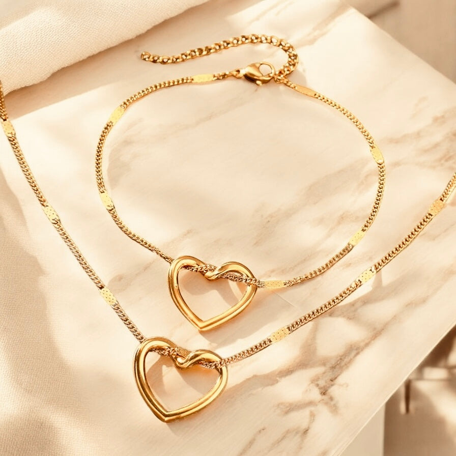 Amour Bracelet & Necklace Set